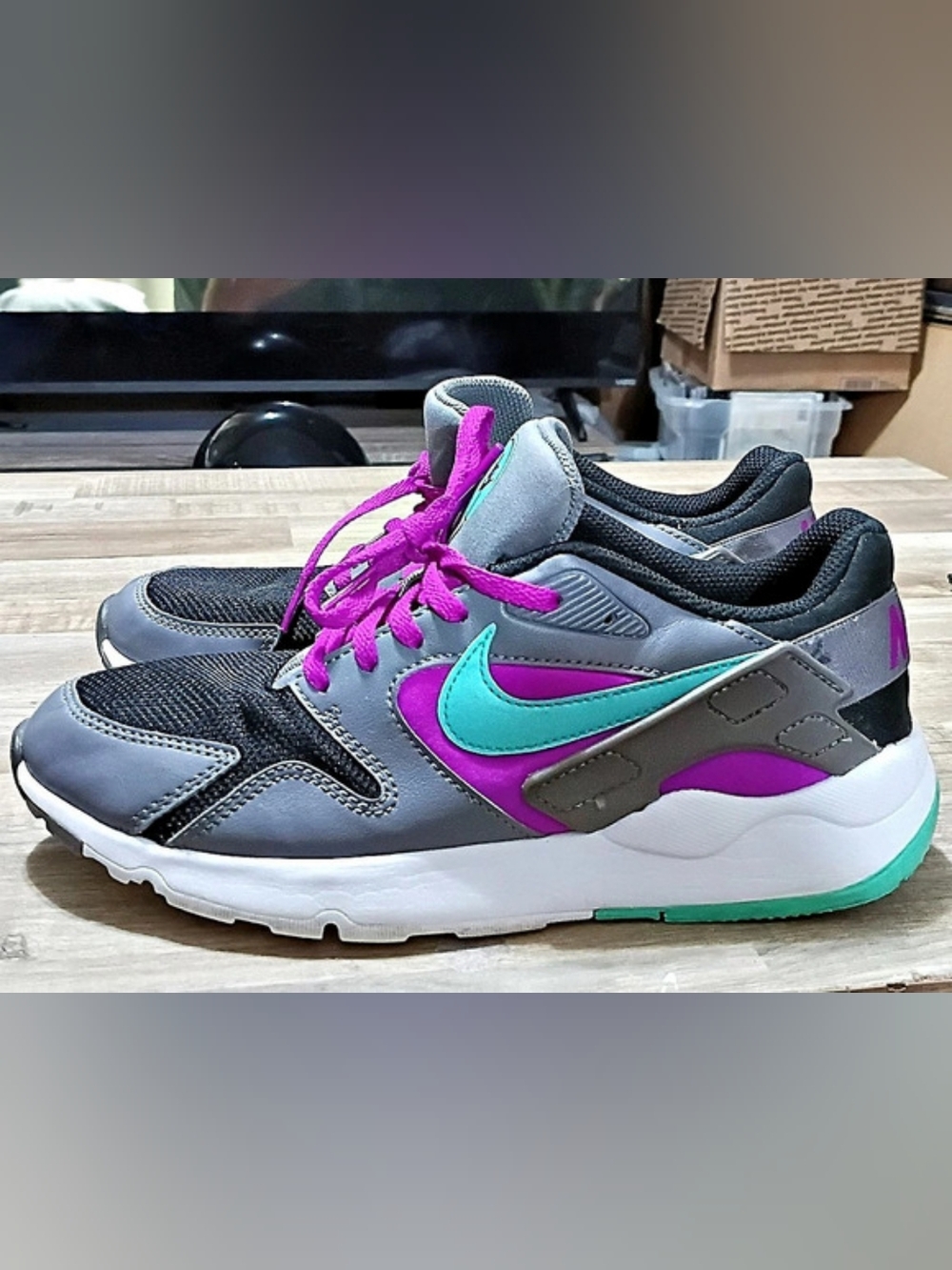 Nike Air 180 Sneakers Gray & Pink US 7Y